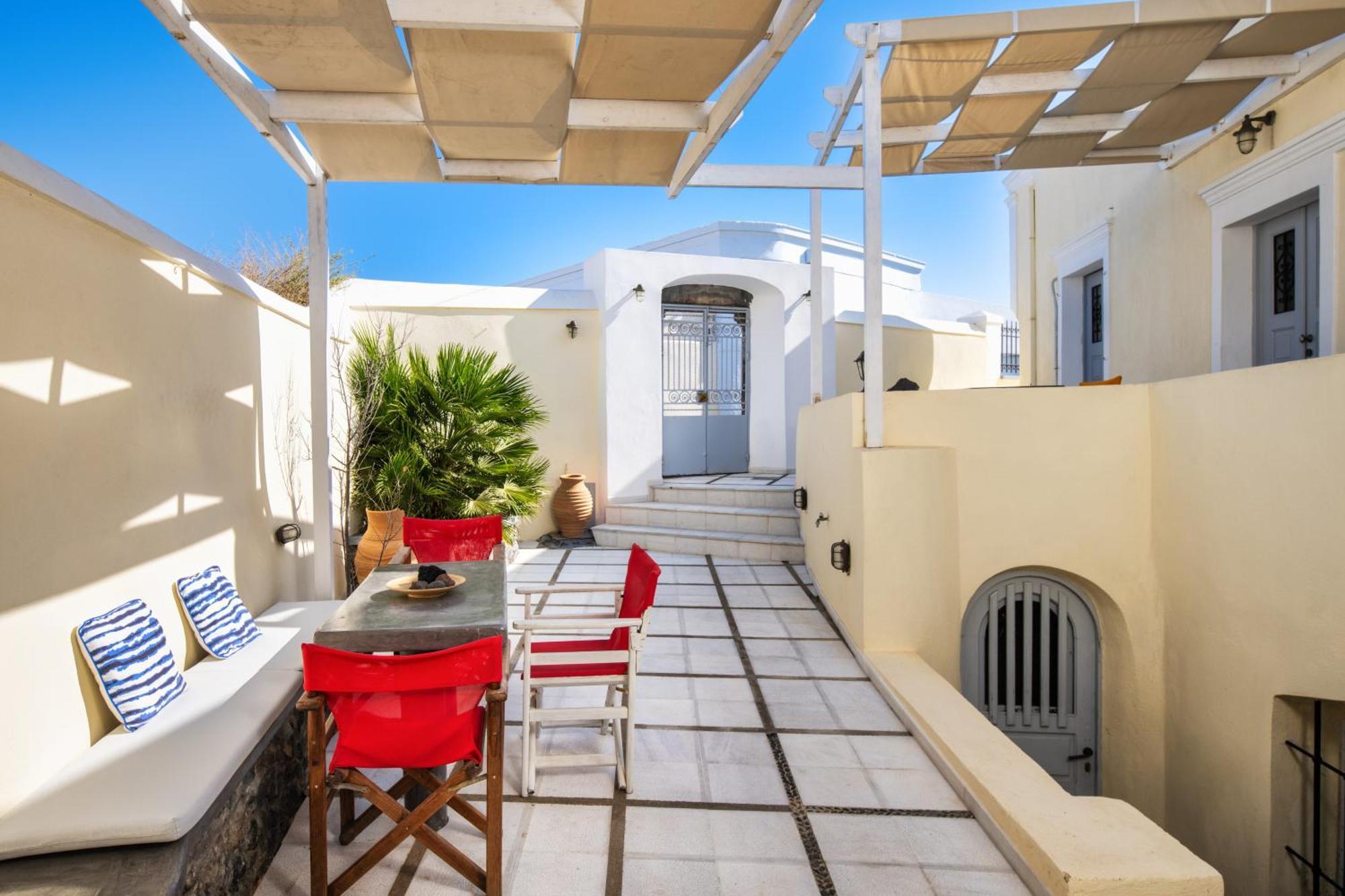 Day One Fira Mansion Apartment Екстериор снимка